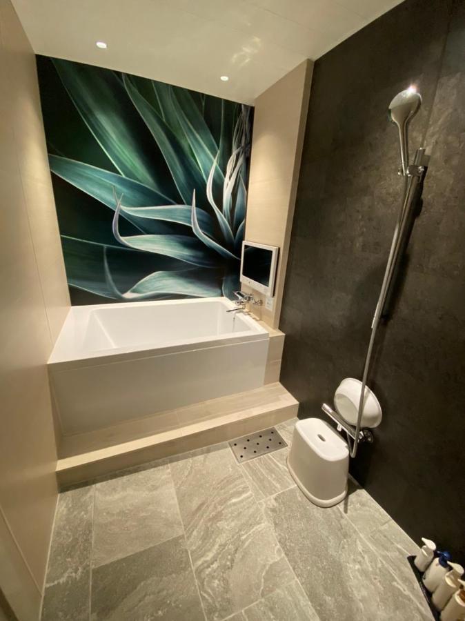 ホテル ポルト 男塾ホテルグループ (Adults Only) Himeji Bagian luar foto