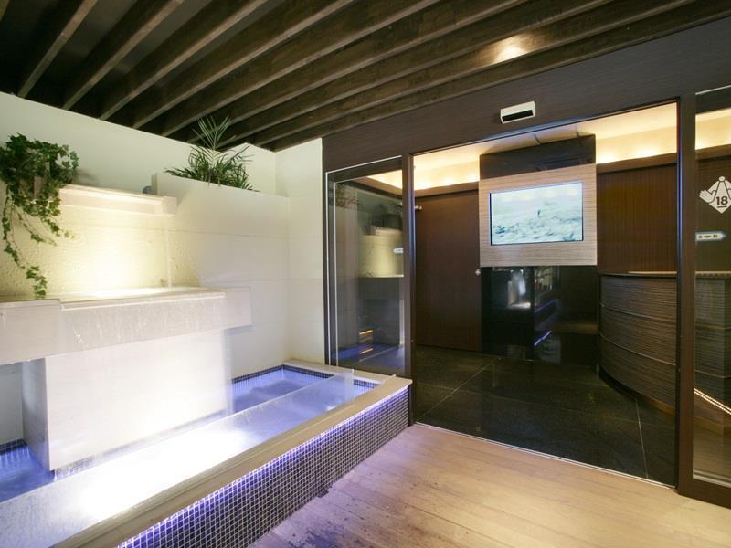 ホテル ポルト 男塾ホテルグループ (Adults Only) Himeji Bagian luar foto